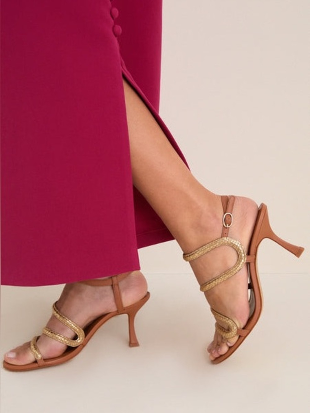 NWOT TUCKERNUCK SHOES Gold Croc Embossed Champagne Lara Sandal Heels - size 8 - Picture 2 of 10